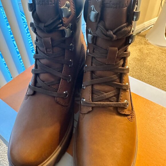 Carnaby cool 6-inch boot - Picture 4 of 6